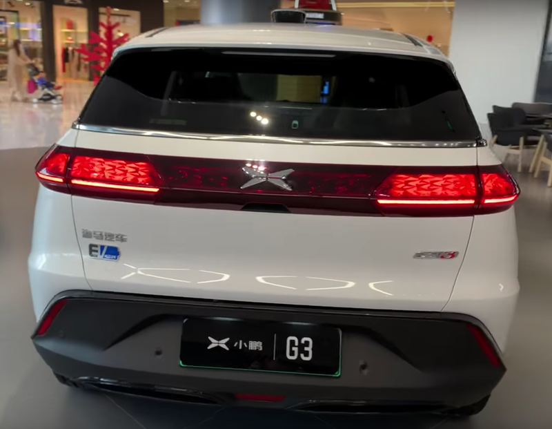 Illustration for article titled Here's a Close-Ish Look at a New Tesla Knockoff On-Sale in China